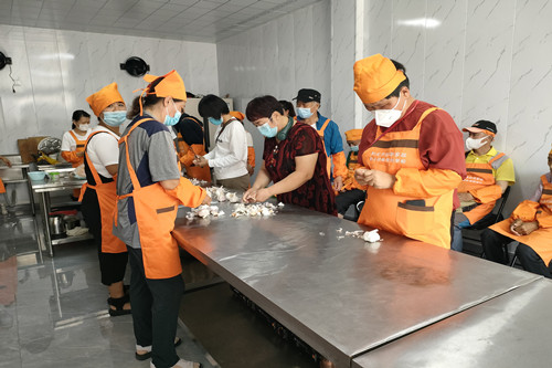 图为培训班现场