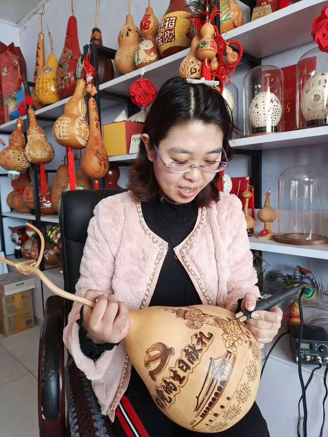 向党的生日献礼
