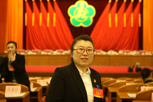 张雪